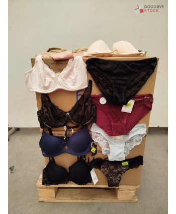 Lingerie - 200 pièces