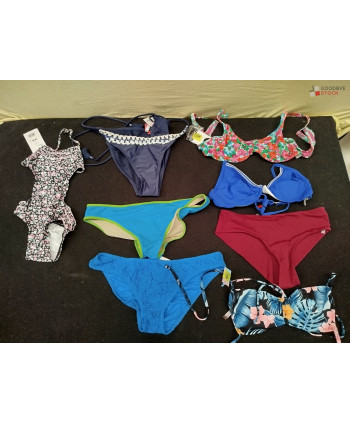 Maillots de bain - 250 pièces