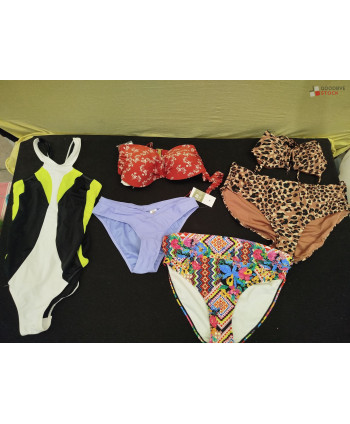 Maillots de bain - 250 pièces