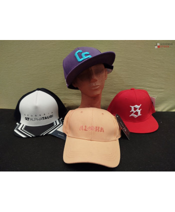 Casquettes - 70 pièces