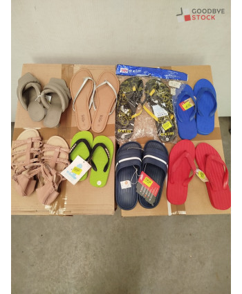 Chaussures d'été - 100 paires