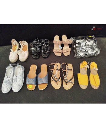 Chaussures d'été - 100 paires