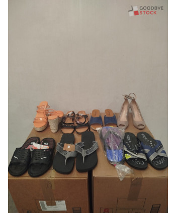 Chaussures d'été - 100 paires