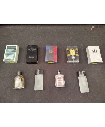 Parfums - 60 pièces