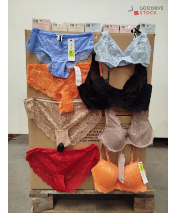 Lingerie - 200 pièces