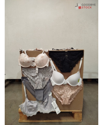 Lingerie - 200 pièces