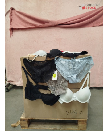 Lingerie - 200 pièces