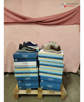 Chaussures en boites STROLE...