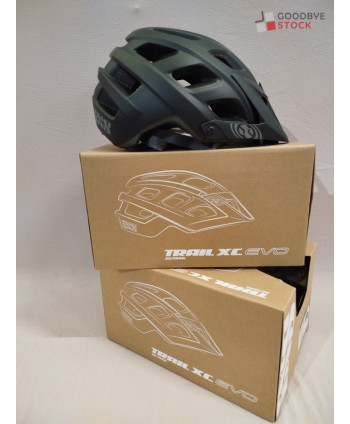 Casques de vélo - 8 pièces