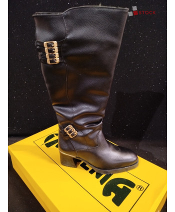 Paires de bottes - 11 paires