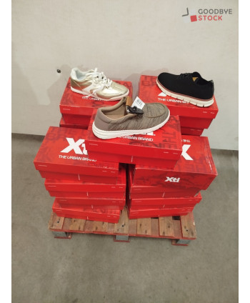 Chaussures en boites - 100...