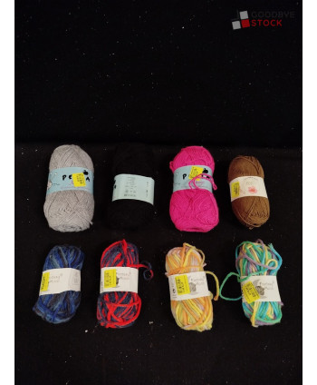 Pelotes de laine - 140 bobines