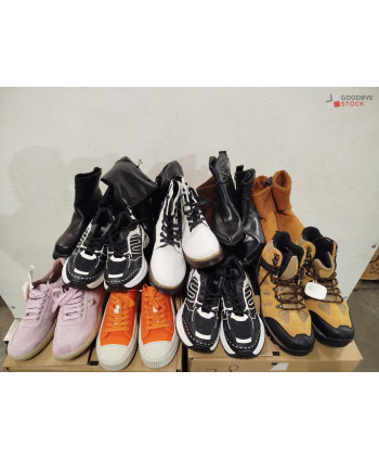 Chaussures triées - 70 paires