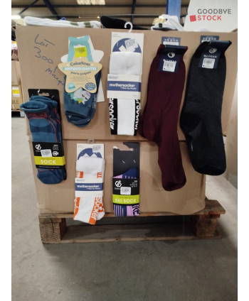 Chaussettes - 300 paires