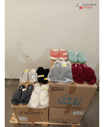 Chaussons - 70 paires