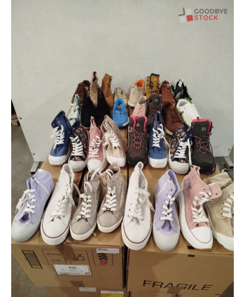 Chaussures non triées - 8...