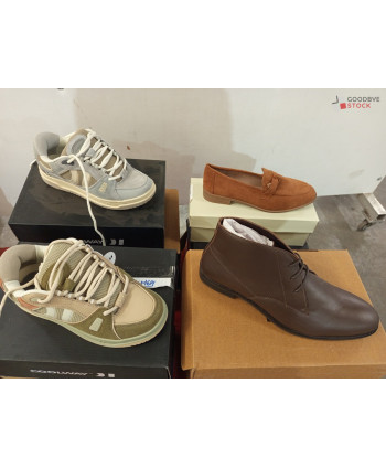 Chaussures en boites - 16...