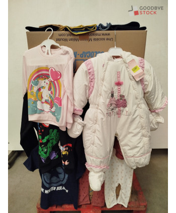 Textiles enfants - 120 pièces