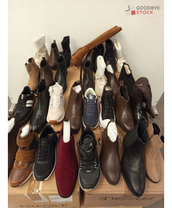 Chaussures non triées - 8...