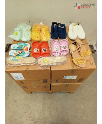 Chaussures été - 100 paires