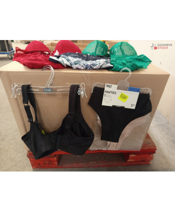Lingerie - 200 pièces