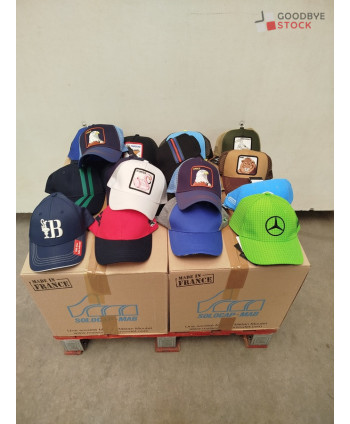 Casquettes - 70 pièces