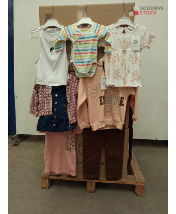 Textiles enfants - 150 pièces