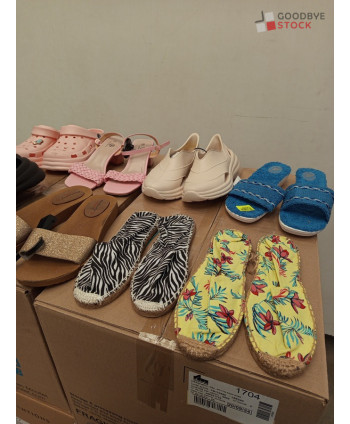 Chaussures été - 100 paires