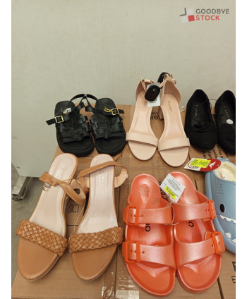 Chaussures été - 100 paires