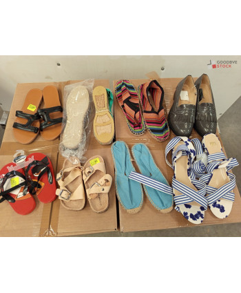 Chaussures été - 100 paires