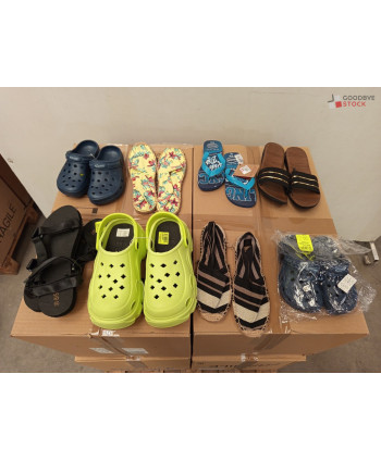 Chaussures été - 100 paires