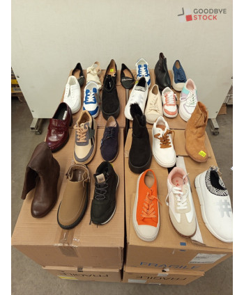 Chaussures non triées - 8...