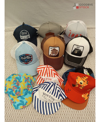 Casquettes - 130 pièces