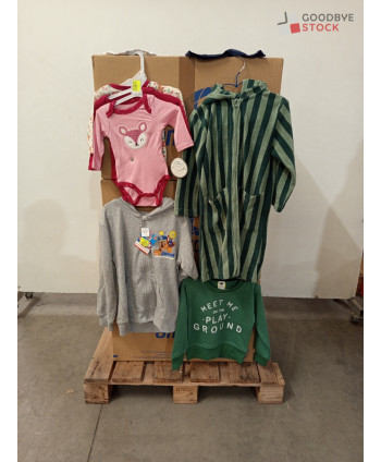 Textiles enfants - 120 pièces
