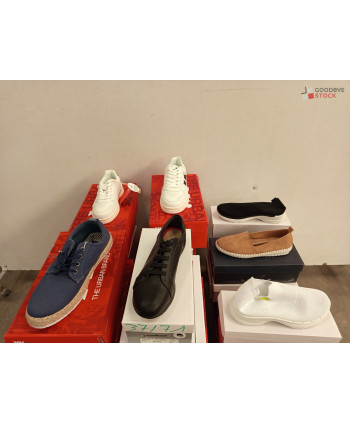 Chaussures en boites - 30...