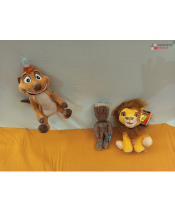Peluches Disney / Marvel -...