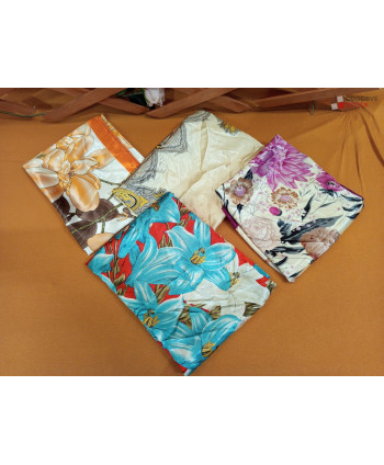 Foulards - 100 pièces