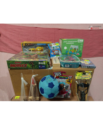 Jeux et jouets - 100 pièces