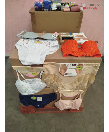 Lingerie femme - 200 pièces